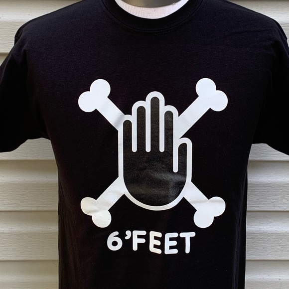 6’ FEET Hand And Cross Bones Tee Shirt - Picture 4 of 11